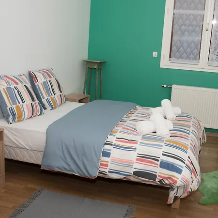 Appartement Au Rez-De-Chaussee Nichee En Plein Centre D'Arras Buitenkant foto